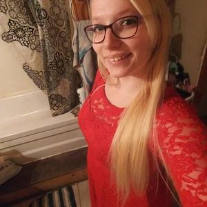 Meet your Posher, Noemie